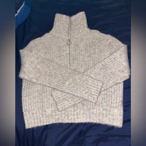 long sleeve cropped sweater with zipper - S, cream/beige